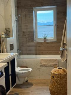 Stylish Flat Brașov Hideaway - 2