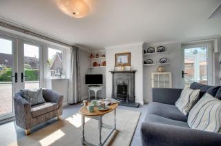 Garden Cottage - 8