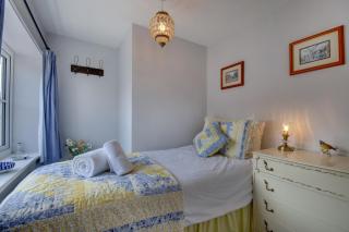 Garden Cottage - 3
