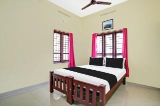 Hotel O Nakshathra Inn - Kazhakuttam - 4