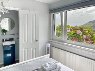 3 bed in Gorran Haven 83495 - 1