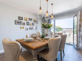 3 Bed in Ilfracombe 48133 - 1