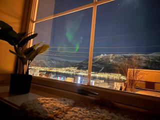 Aurora view Tromsø with Free parking - 1