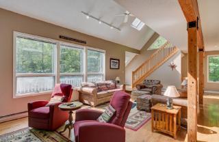 Mountain and Lake Getaway - 6