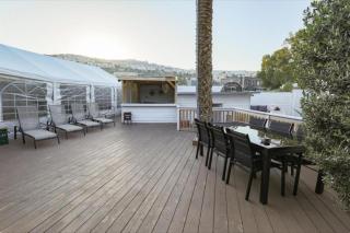 סוויטות הרמב"ם - סוויטות עם בריכה מחוממת מקורה - 9