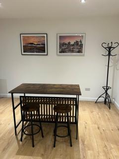 No4 Lux & Cosy Private Apartment in Nuneaton - 2