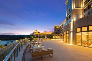 Crowne Plaza Xiangyang Fuchun Lakeside - Xiangyang - 9