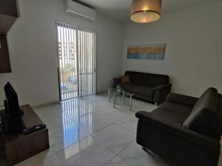 Modern 2BR Apartment - Close to Gozo Ferry - Għajnsielem - 8