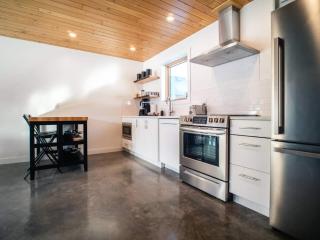 Pur Lodging Mountain Cabin 1 - Private Hot Tub - 7