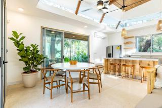 Green House 1 - 3