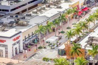 Studio Apt in Downtown Doral - Free Parking - 2