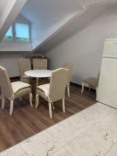 White House Apartments - Studio Lux - 0