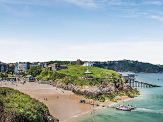 2 Bed in Tenby FB175 - 2