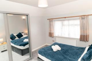 Frimley Sleeps 5 Free WiFi & Parking - Frimley - 9