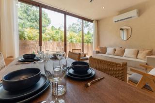 Stylish 2BR Jungle Retreat with Plunge Pool & Rooftop - 7