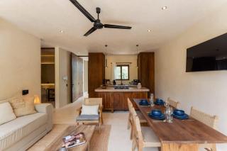 Stylish 2BR Jungle Retreat with Plunge Pool & Rooftop - 4