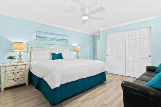 Parrot Beach Cottages Suite #1 - 6