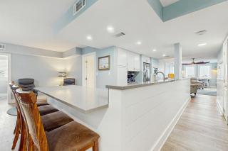 Jetty East 221 - 4