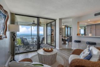 Beachside at Vanderbilt - 6