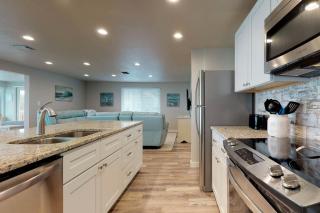 South Bay Inn 2 - 4