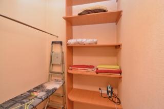 Metro Apartments - 2