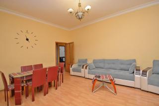 Metro Apartments - 6