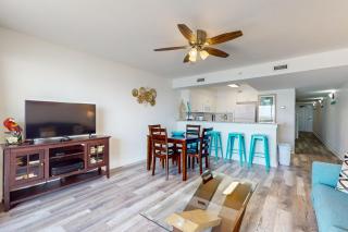 Pelican Isle 417 - 4