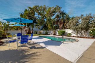 South Bay Inn 3 - 3