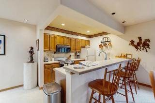 Townsend Place B206 - 3