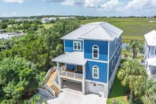 New Custom Built 5-Bedroom Coastal Retreat - Harbor Island, SC - 0