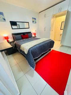 Surrey B&B - 1