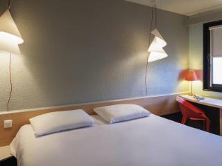 ibis Moulins - 5