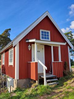 Cozy little house, centrally located in Ed! - 0