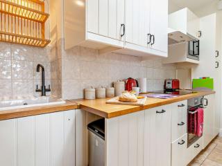 1 Bed in Abergavenny 47886 - 9