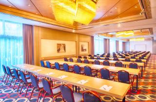 Leonardo Hotel Karlsruhe - 1