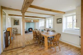 Beautiful cottage set in peaceful surroundings with stunning views - 0