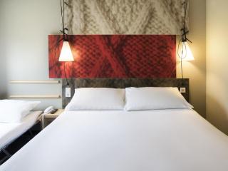 ibis Tilburg - 1