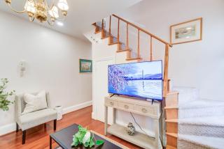 HEART of OLD TOWN Historic 2 BR Walk to KING ST - 4