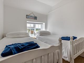 4 Bed in Westward Ho 46840 - 1