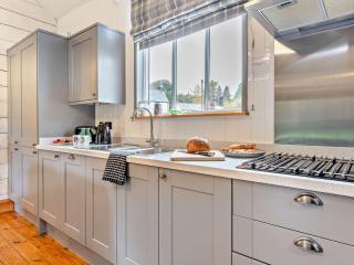 2 Bed in Pantygelli BN246 - 1
