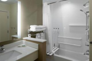 Fairfield Inn & Suites by Marriott Geneva Finger Lakes - 1