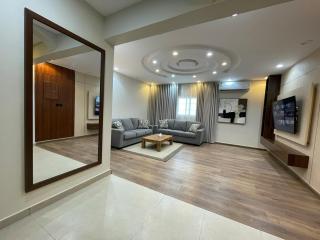 A two-bedroom apartment that can accommodate 6 people and a spacious hall with a kitchen - 5