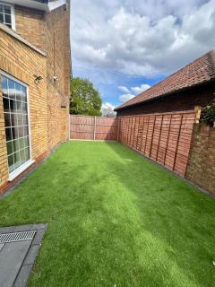 Erith DA8 - 10 People -Contractors - Discounts - 7