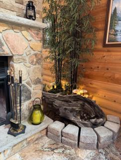 Luxe Pocono Retreat! Pet Friendly Hot Tub, Firepit, Sauna, Game Room, Fireplace, Ski, BBQ, Lakes, Pool Tennis Fishing - 1