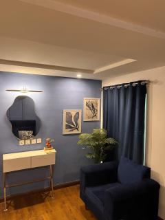 Luxury 1BHK Gulberg Greens Self CheckIn - 7