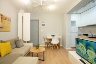 Boulevard apt close to Center - 2