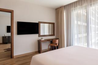 Staybridge Suites Yas Island Abu Dhabi by IHG - 1