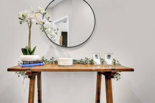 Modern 2BR Townhome | King Beds | Near Mall GA - 9