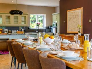 5 bed property in Durham 85257 - 3