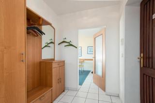 STR-028-Strandburg - 4